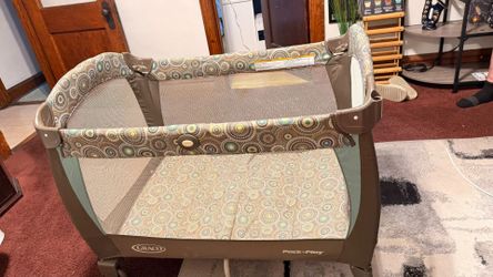 • Corralito Portátil Graco Pack 'n Play - Edición Silhouette