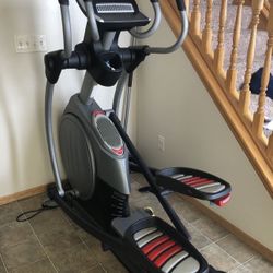 Free motion e5.5 elliptical