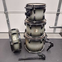 Pearl ELX Tom Toms (10/12/14) and Snare Drum 14x5.5 **Located In Upland**