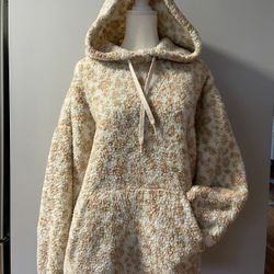 Beautiful UGG Pullover Hoodie 