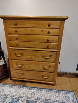 Dresser