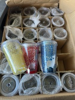 Cups Acrylic