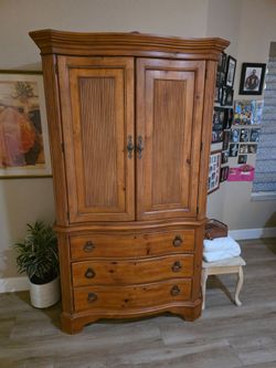TV wall unit