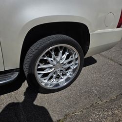 24s DUB WHEELS