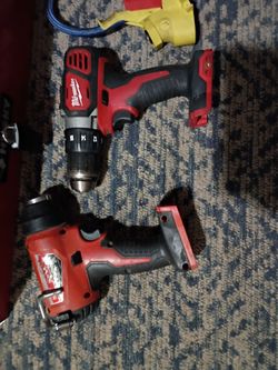 Milwaukee drill and heat gun without battery