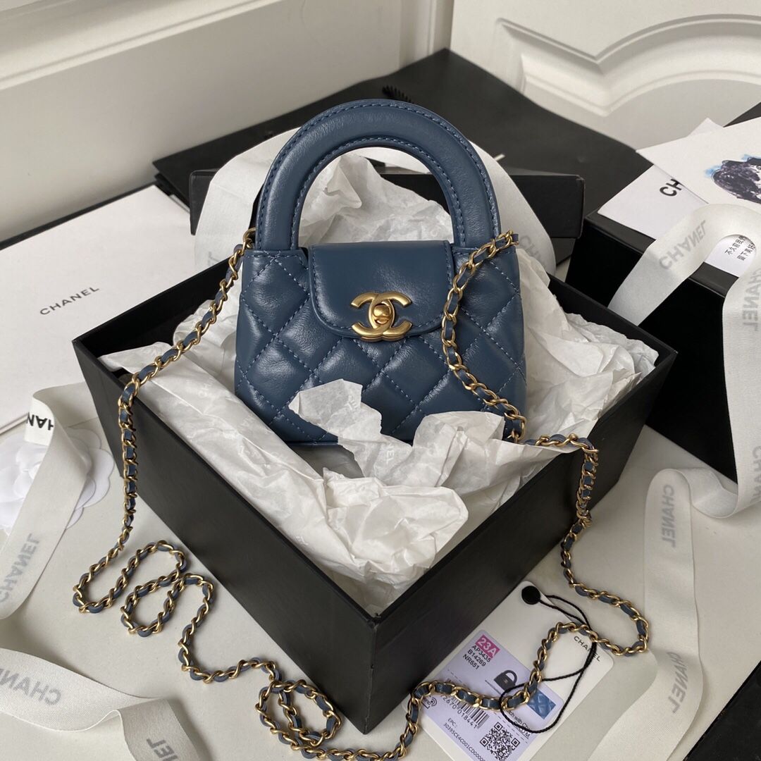 A classic women's shoulder bag