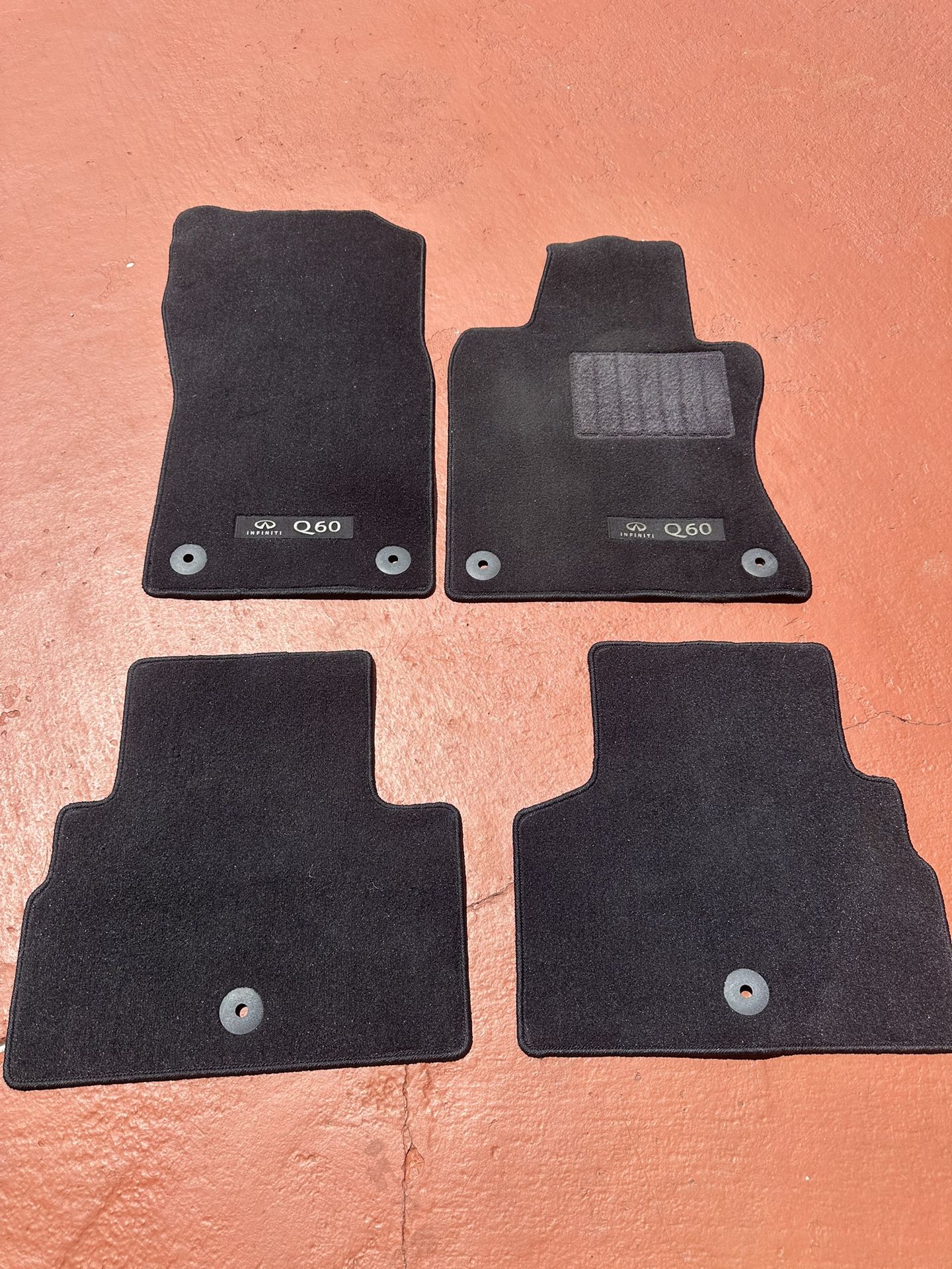 Infinity Q 60 Rugs