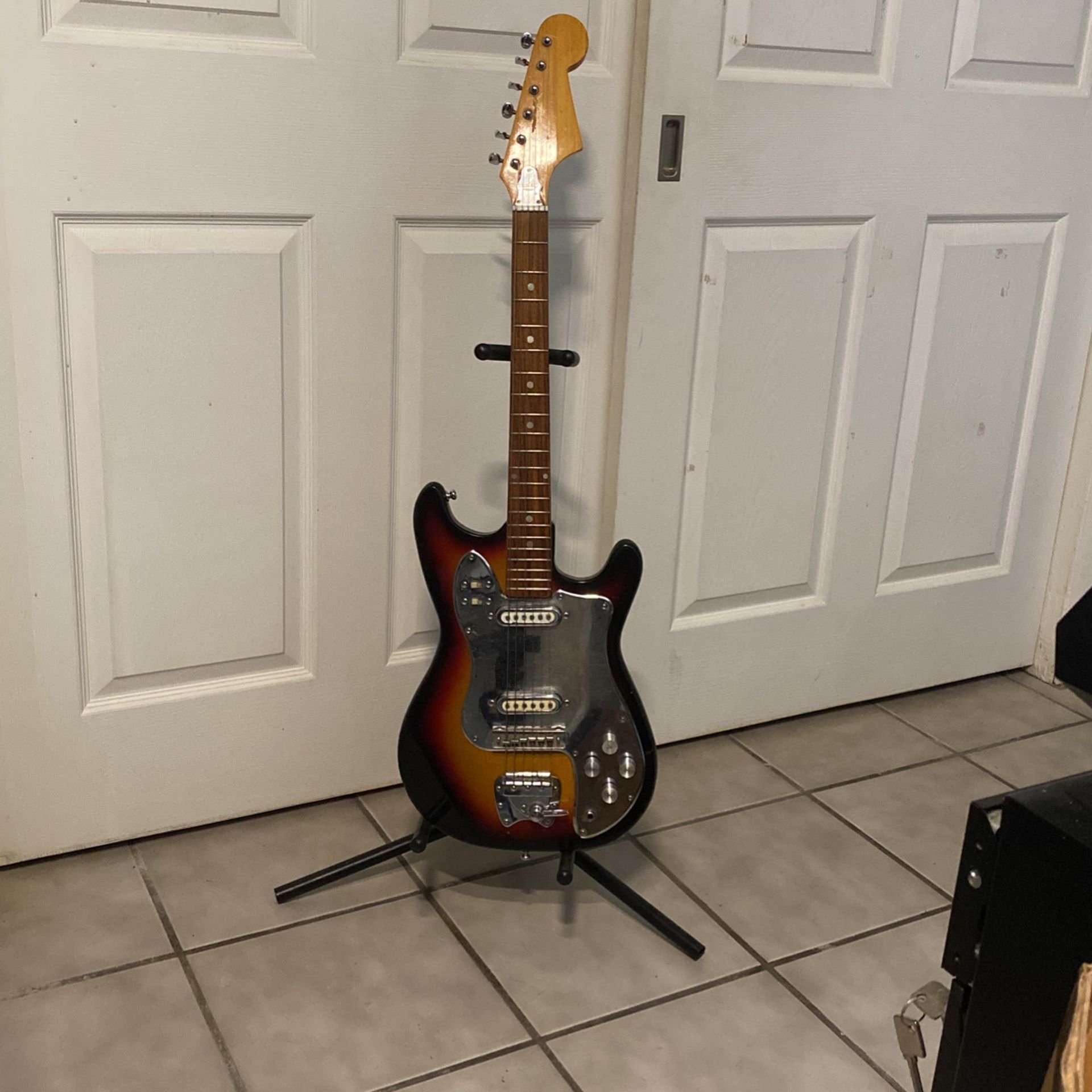 Vintage 1960s Japanese Kay Tiesco Style Electric Guitar