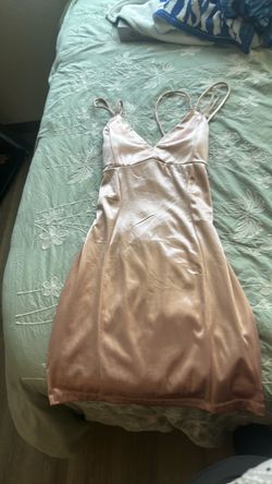 Silky champagne, dress straps