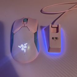 Pink Razor gaming mouse