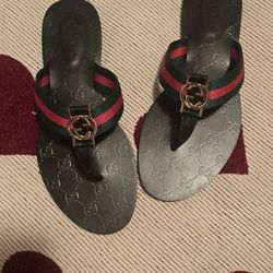 Gucci Thong Sandals