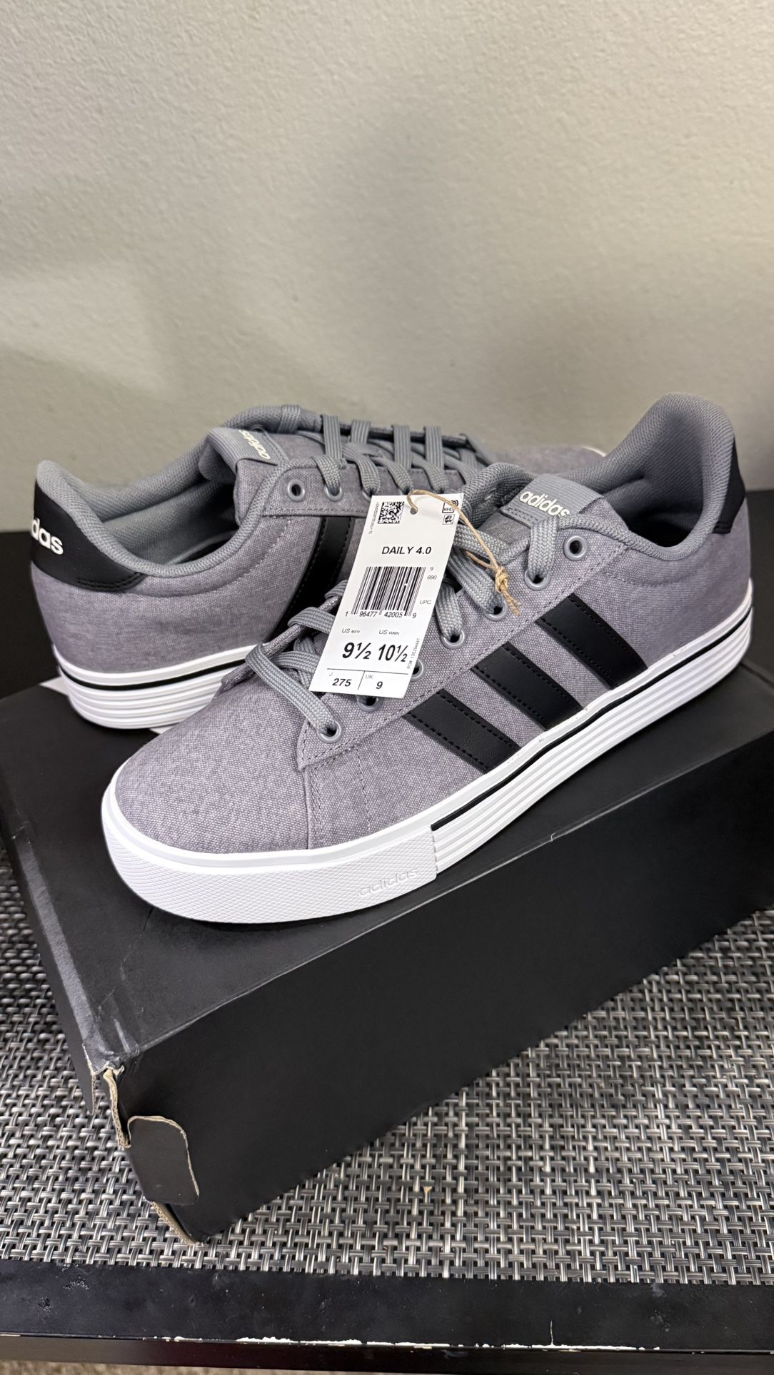 ADIDAS DAILY 4.0