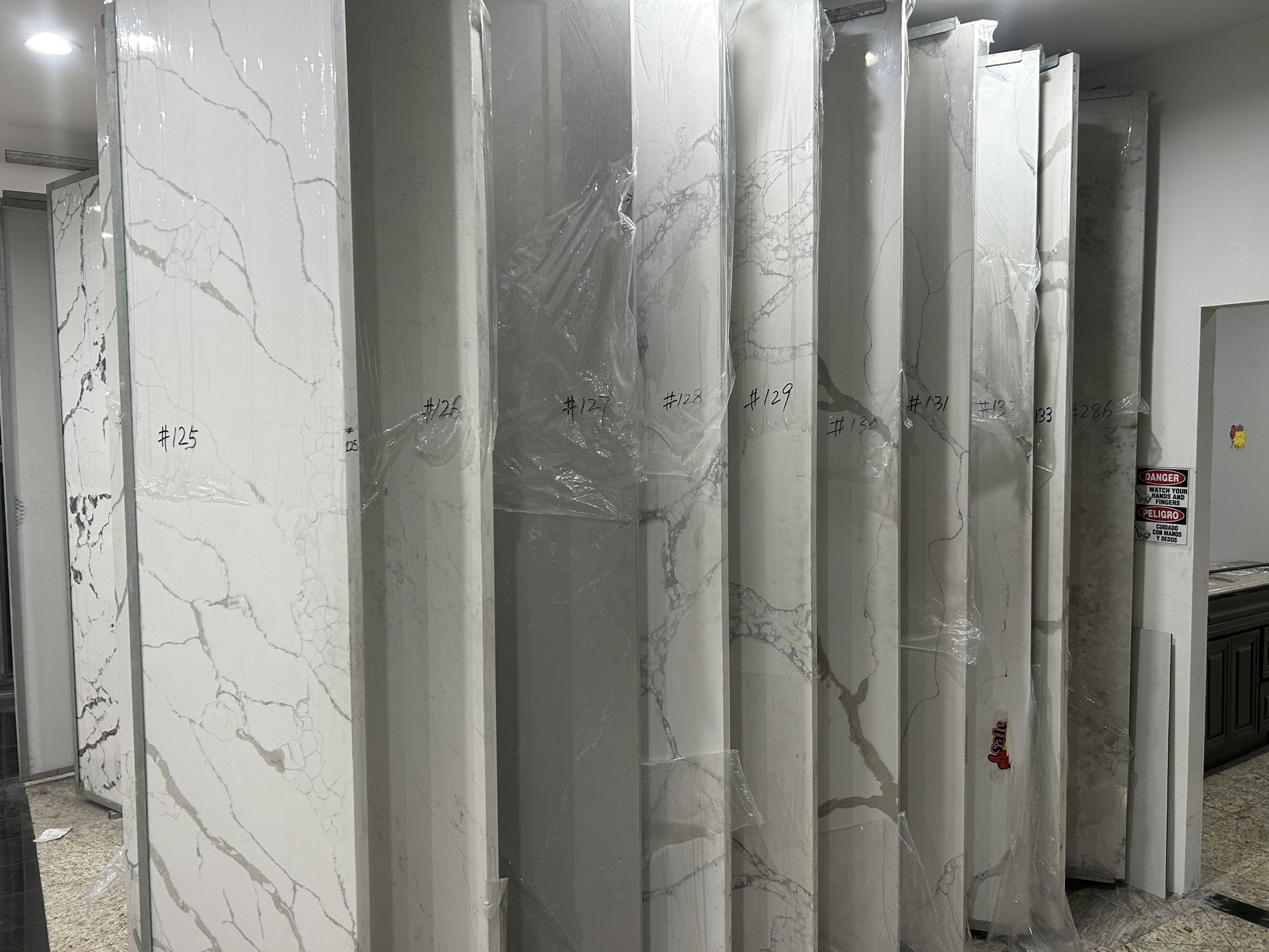 Kitchen Countertops Quartz Prefabricated 