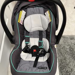 Graco 35 DLX Infant Carrier & Car Seat With Stroller