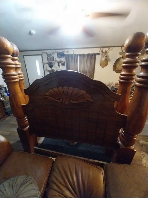 King Or QUEEN COMPLETE SOLID WOOD BED FRAME