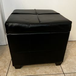 Small Ottoman (VERY SMALL DAMAGE ON ONE CORNER) SEE ALL PICTURES 16”x16”BLACK…$20