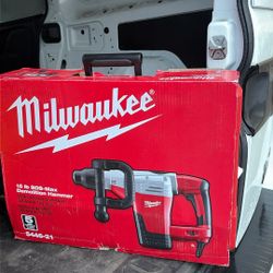 Brand New Milwaukee 5446–21 Demolition Hammer