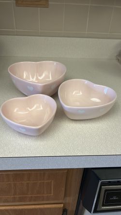 Valentine's Day Pink & White Heart Shaped Nesting Bowls Terramoto Ceramic 