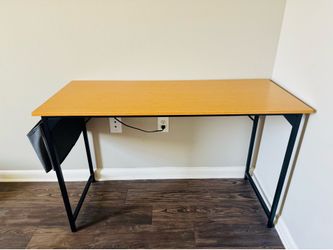 Table & Chair Set – Like New | Excellent Condition