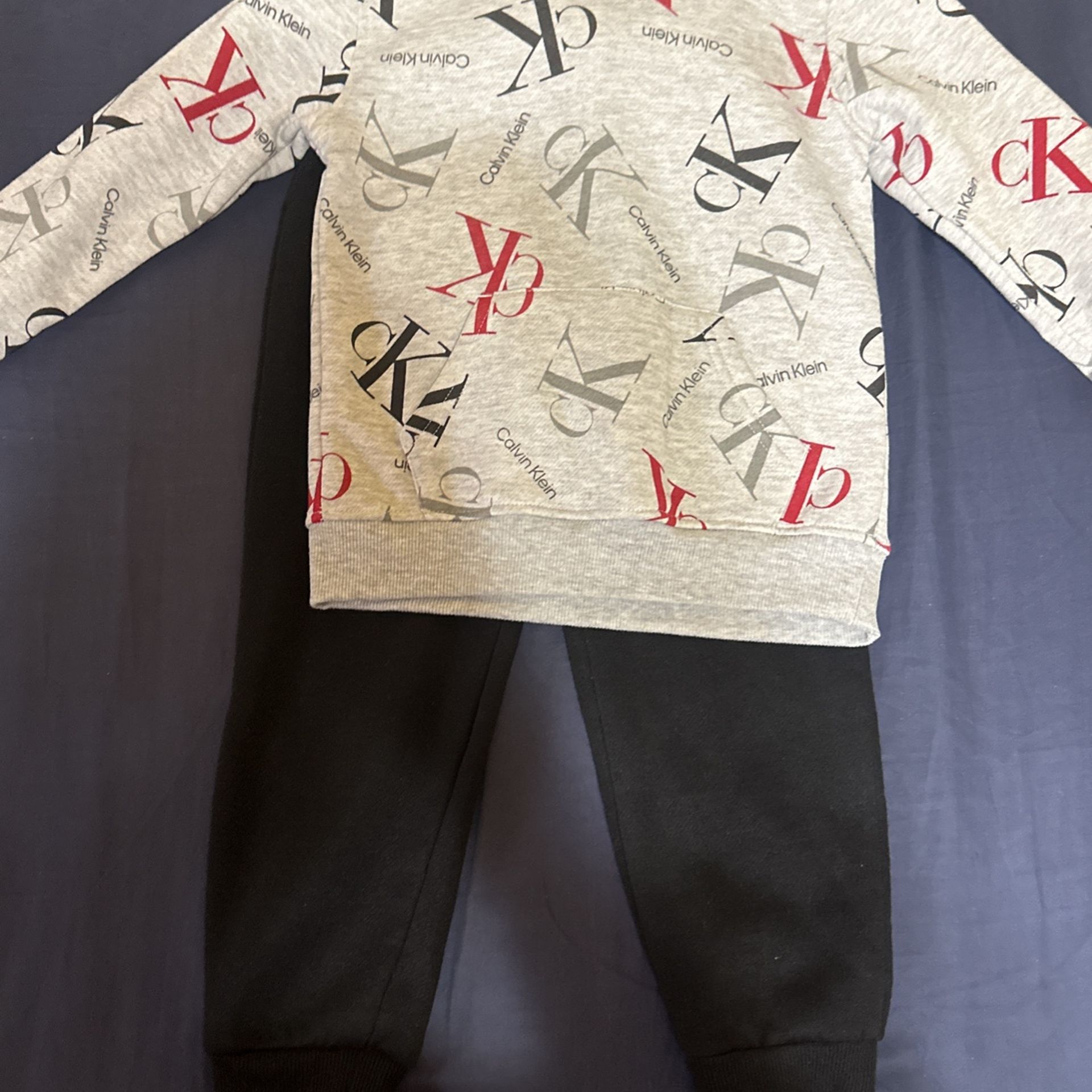 Calvin Klein 2 Piece Set