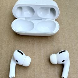 Apple AirPods Pro 1st Generation with MagSafe Wireless Charging Case