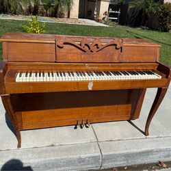 Free piano