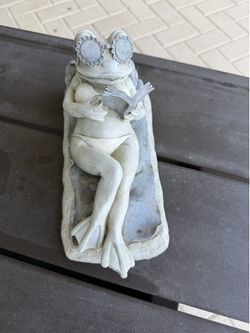 Frog Decor