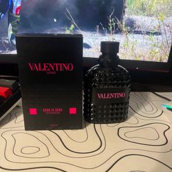Valentino Born In Roma Extradose