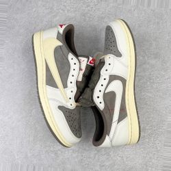 Jordan 1 Low Travis Scott Reverse Mocha 218