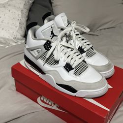 Jordan 4 Military Black