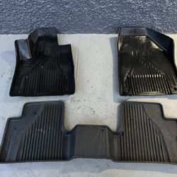 2019 Jeep Cherokee All Weather Rubber Mats