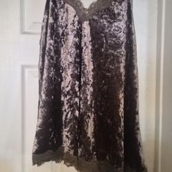 Women's Lace Velvet Halter Top