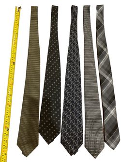 Set Of Men’s Ties (5) - Great Condition!