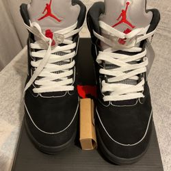 Jordan 5s Metallic Reimagined 