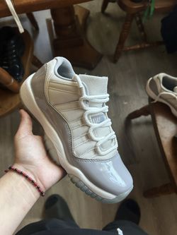 Jordan 11 Cool Grey
