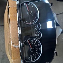 Hyundai Speedometer Console 