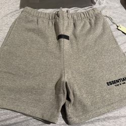 Essential Shorts 