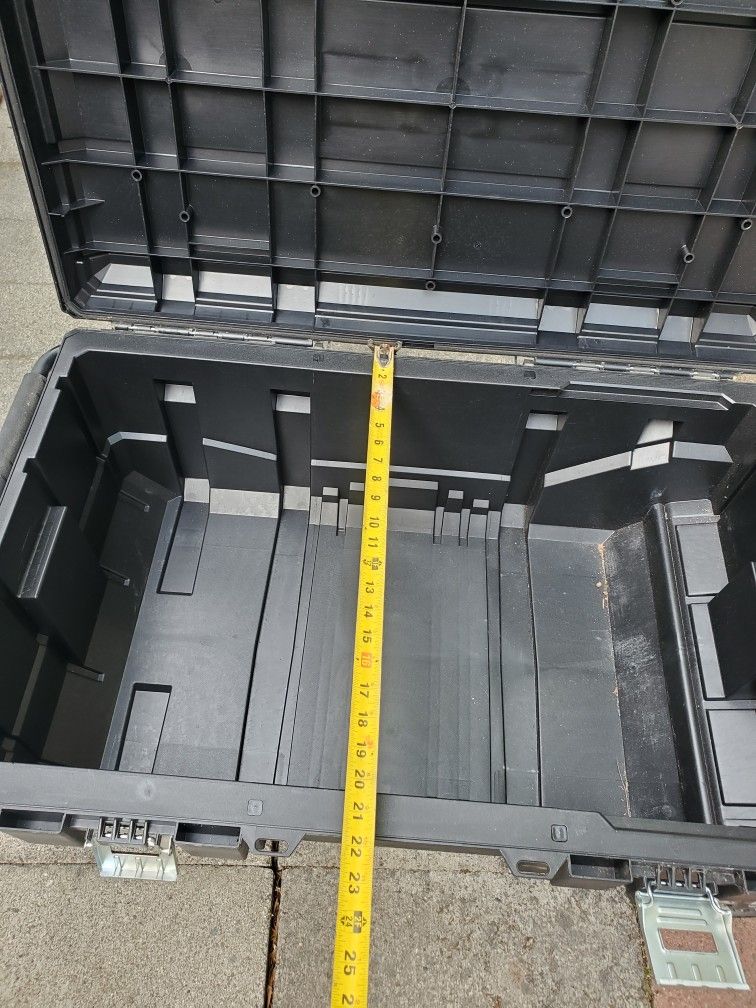 Husky Case