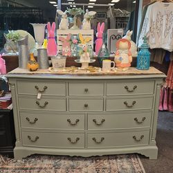 Dresser w/ Wood Top – Solid & Stylish