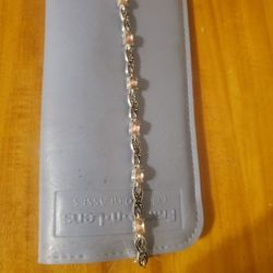 New Pretty Silver Plated Bracelet With Pink Crystal's 