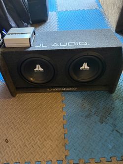 JL Audio Cp212-w0v3 subs/box JX 500/1D mono block Amp