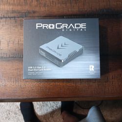Prograde SD card reader. Fastest Data transfer!