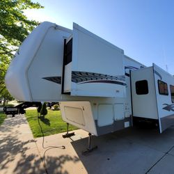2007 Keystone Raptor TS 3712 