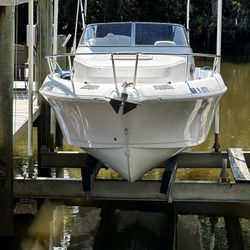 2005 Proline 23 Walk