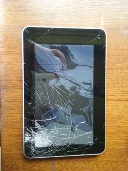 Acer tablet sreen needs replacement $10 stil cut on