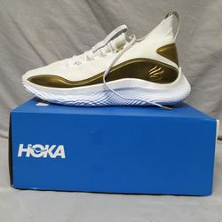 Under Armor Curry 8 Golden Flow Sneakers 