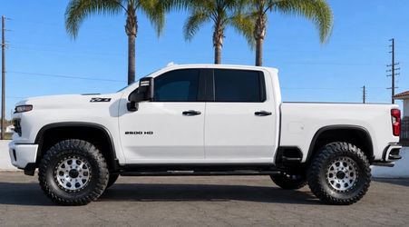 Kmc 444 Mesa Beadlock 17x9 8x180 +0 Offset With Toyo M/T 37x13.50R17 Tires 🔥🔥🔥