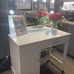 White Makeup Vanity  With Lights And Mirror 🤍