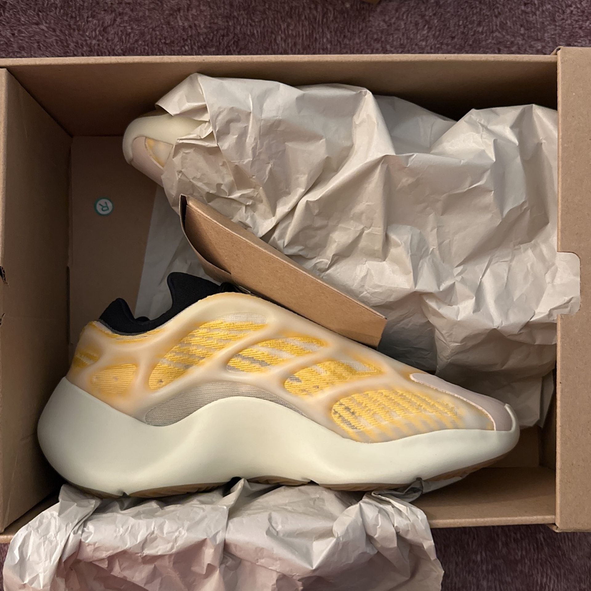 Yeezy 700 V3 'Mono Safflower'