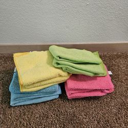 12 Microfiber Cloths